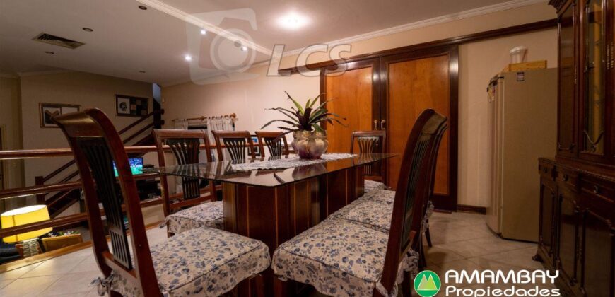 A0245 ALQUILO RESIDENCIA EN BARRIO MBURICAO, ZONA CLUB CENTENARIO