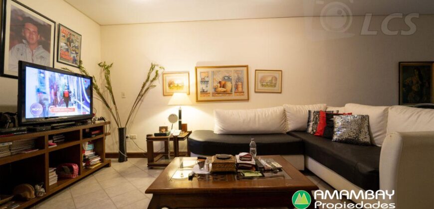 A0245 ALQUILO RESIDENCIA EN BARRIO MBURICAO, ZONA CLUB CENTENARIO