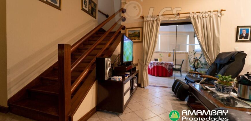 A0245 ALQUILO RESIDENCIA EN BARRIO MBURICAO, ZONA CLUB CENTENARIO