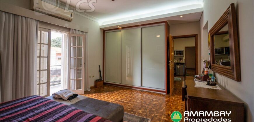 A0246 ALQUILO RESIDENCIA EN BARRIO RECOLETA, ZONA AVDA. CHOFERES DEL CHACO