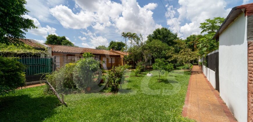 0266 CASA EN BARRIO VILLA AURELIA, ZONA AVDA. BOGGIANI