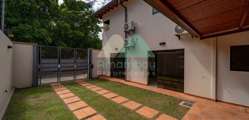 A0007 ALQUILO DUPLEX EN BARRIO REPUBLICANO, ZONA UCA