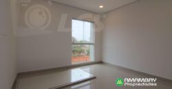 0762 DÚPLEX EN BARRIO SANTA LIBRADA, ZONA AVDA. PERÓN