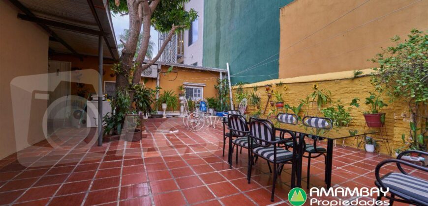 0163 CASA EN BARRIO VILLA MORRA, ZONA AVDA. RCA. ARGENTINA