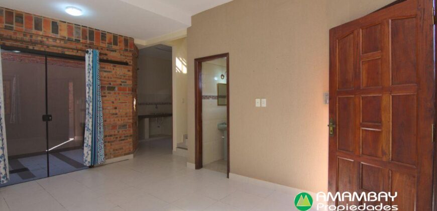 A0058 ALQUILO DÚPLEX EN BARRIO ITÁ ENRAMADA, ZONA AVDA. PERON