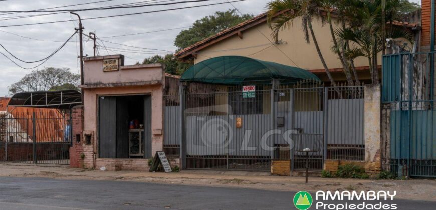 0175 CASA EN BARRIO PETTIROSSI, SOBRE AVDA. FÉLIX BOGADO