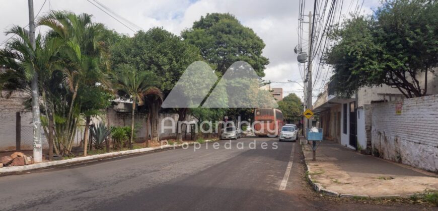 0095 TERRENO EN LAMBARÉ, BARRIO SANTA LUCÍA