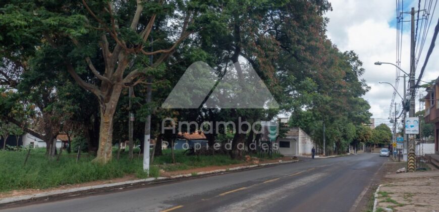 0095 TERRENO EN LAMBARÉ, BARRIO SANTA LUCÍA