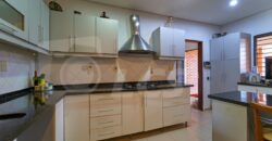 0281 RESIDENCIA EN BARRIO TEMBETARY, ZONA AVDA. CHOFERES DEL CHACO