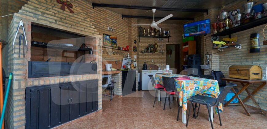 0171 DÚPLEX EN LAMBARÉ, ZONA AVDA. CACIQUE LAMBARÉ