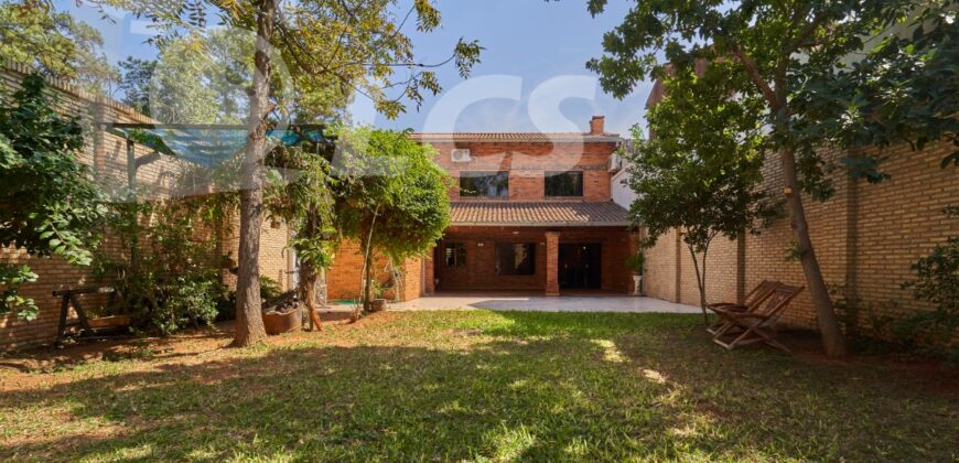 0281 RESIDENCIA EN BARRIO TEMBETARY, ZONA AVDA. CHOFERES DEL CHACO