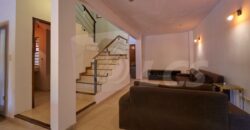 0281 RESIDENCIA EN BARRIO TEMBETARY, ZONA AVDA. CHOFERES DEL CHACO
