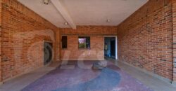 0281 RESIDENCIA EN BARRIO TEMBETARY, ZONA AVDA. CHOFERES DEL CHACO