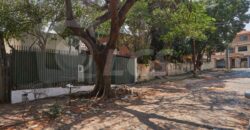 0293 CASA EN BARRIO RECOLETA, A METROS DE CALLE SARAVÍ