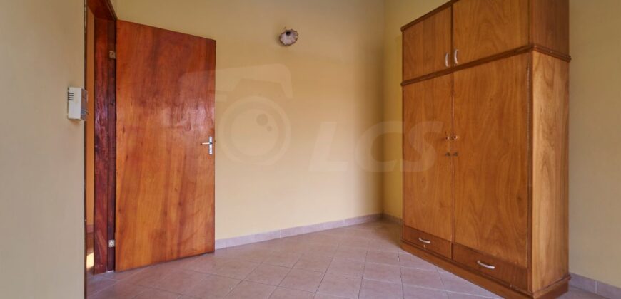 0294 DÚPLEX EN LAMBARÉ, ZONA AVDA. MÉDICOS DEL CHACO