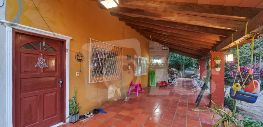 0068 CASA EN LAMBARÉ, ZONA AVDA. BRUNO GUGGIARI