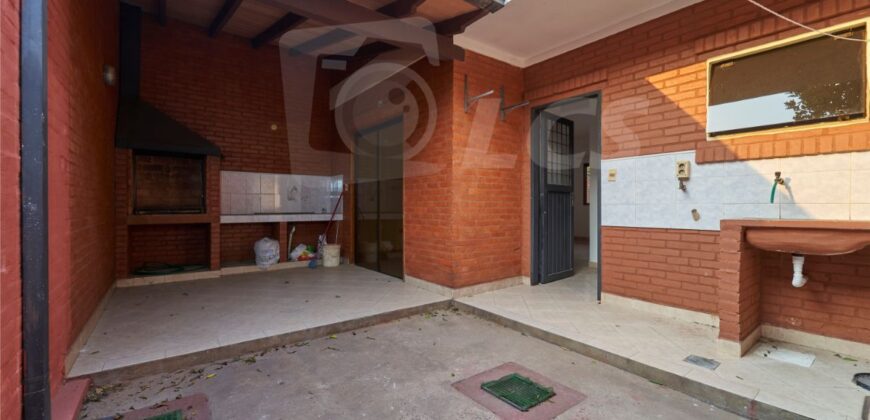 0294 DÚPLEX EN LAMBARÉ, ZONA AVDA. MÉDICOS DEL CHACO
