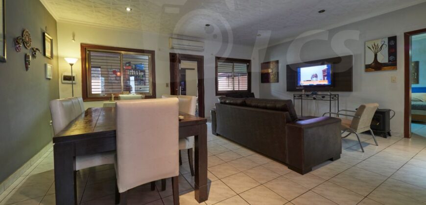 0291 CASA EN LAMBARÉ, ZONA YACHT Y GOLF CLUB