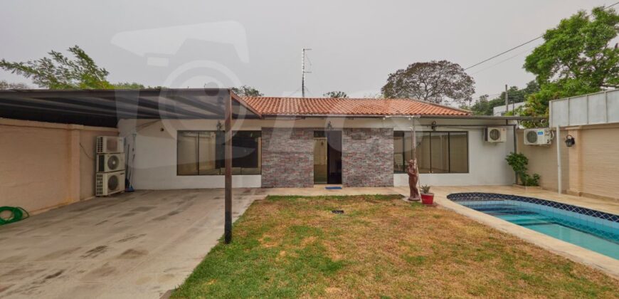 0291 CASA EN LAMBARÉ, ZONA YACHT Y GOLF CLUB