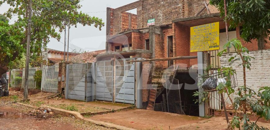 0292 TRIPLEX A TERMINAR EN LAMBARÉ, ZONA AVDAS. REPÚBLICA ARGENTINA Y MÉDICOS DEL CHACO
