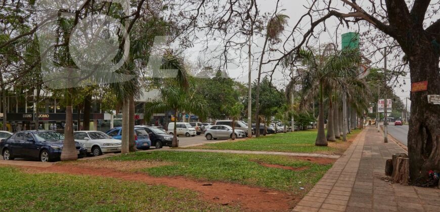 0292 TRIPLEX A TERMINAR EN LAMBARÉ, ZONA AVDAS. REPÚBLICA ARGENTINA Y MÉDICOS DEL CHACO