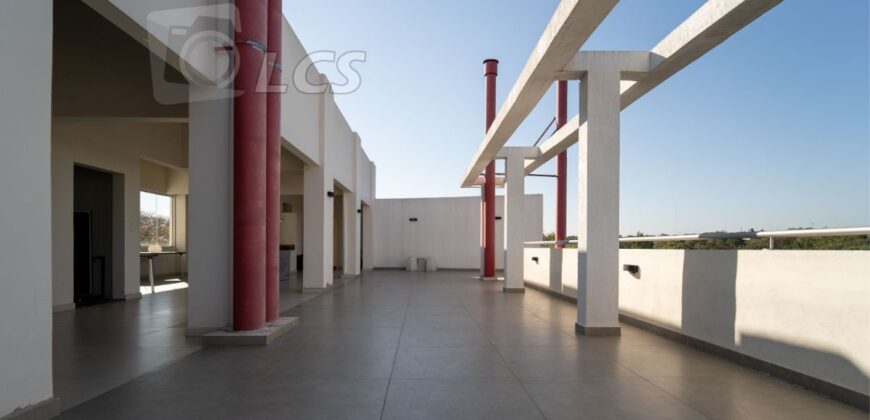 0306 DEPARTAMENTO EN Bo. ITÁ ENRAMADA, ZONA YACHT Y GOLF CLUB