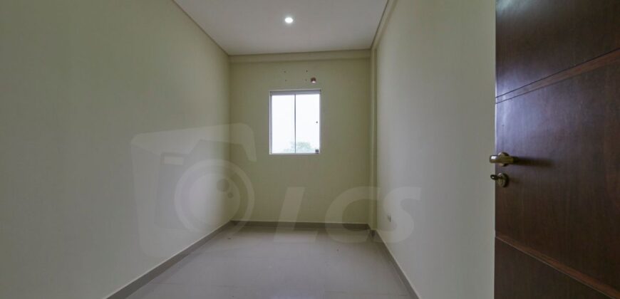 0306 DEPARTAMENTO EN Bo. ITÁ ENRAMADA, ZONA YACHT Y GOLF CLUB