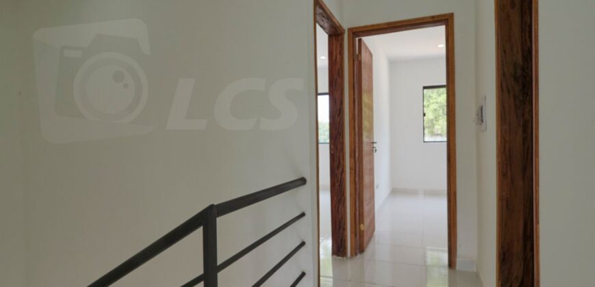0297 DÚPLEX EN LAMBARÉ, BARRIO PUERTO PABLA