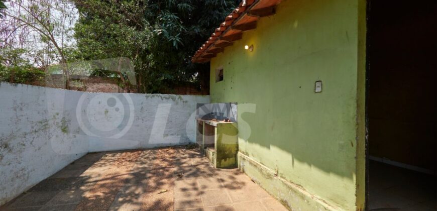 0304 TERRENO/CASA EN SAN LORENZO, BARRIO SANTA LUCÍA