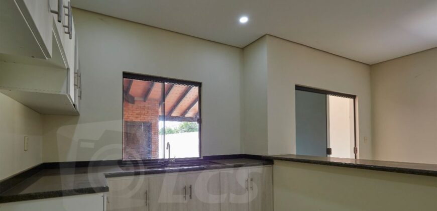 0296 DÚPLEX EN VILLA ELISA, ZONA AVDA. VON POLESKI