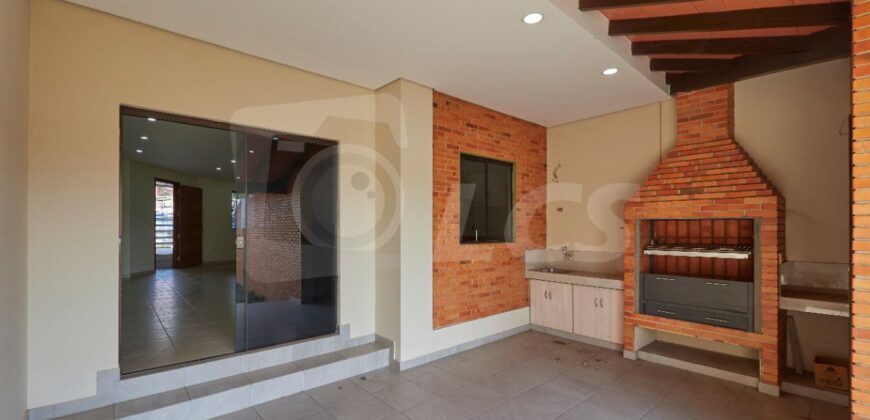 0296 DÚPLEX EN VILLA ELISA, ZONA AVDA. VON POLESKI