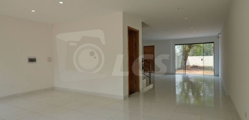 0297 DÚPLEX EN LAMBARÉ, BARRIO PUERTO PABLA
