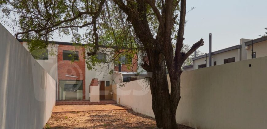 0297 DÚPLEX EN LAMBARÉ, BARRIO PUERTO PABLA