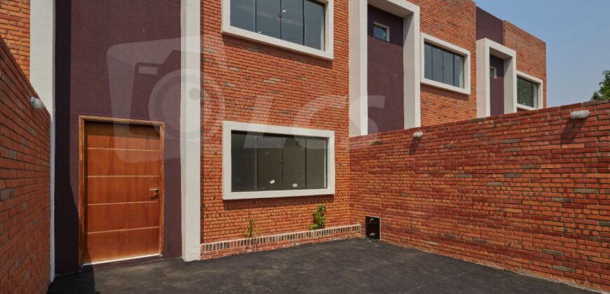 0297 DÚPLEX EN LAMBARÉ, BARRIO PUERTO PABLA