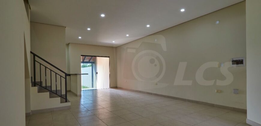 0296 DÚPLEX EN VILLA ELISA, ZONA AVDA. VON POLESKI