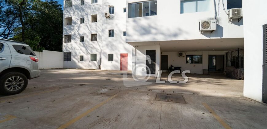 0306 DEPARTAMENTO EN Bo. ITÁ ENRAMADA, ZONA YACHT Y GOLF CLUB