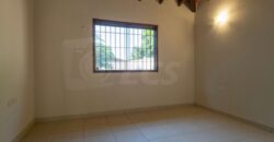 0315 CASA EN LAMBARÉ, BARRIO SANTO DOMINGO