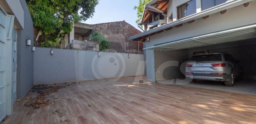 0320 RESIDENCIA EN BARRIO MARISCAL ESTIGARRIBIA, ZONA AVDA. BOGGIANI