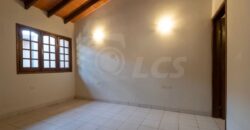 0315 CASA EN LAMBARÉ, BARRIO SANTO DOMINGO