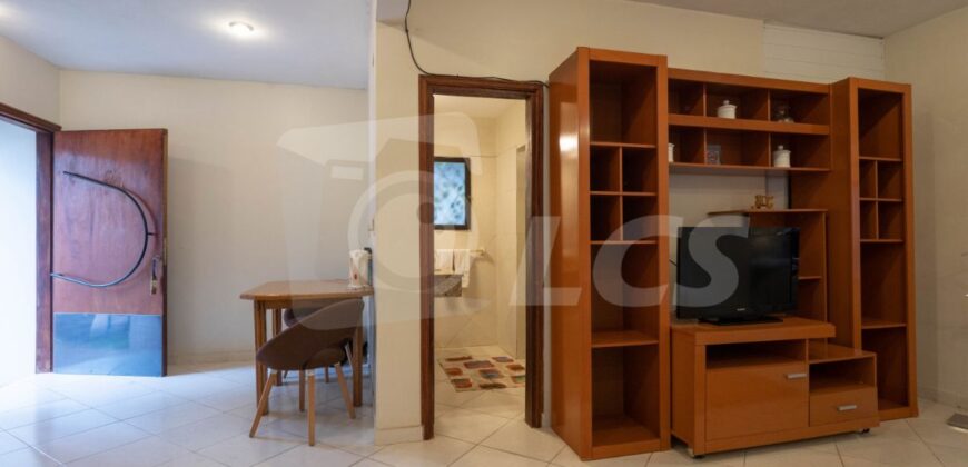 0321 HOTEL BOUTIQUE EN LUQUE, BARRIO LOMA MERLO