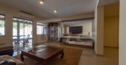 0320 RESIDENCIA EN BARRIO MARISCAL ESTIGARRIBIA, ZONA AVDA. BOGGIANI
