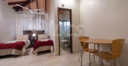 0321 HOTEL BOUTIQUE EN LUQUE, BARRIO LOMA MERLO