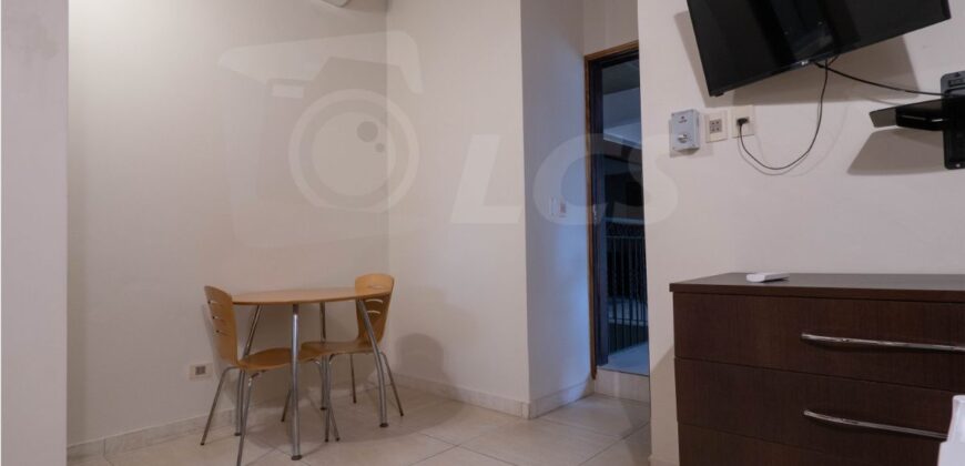 0321 HOTEL BOUTIQUE EN LUQUE, BARRIO LOMA MERLO