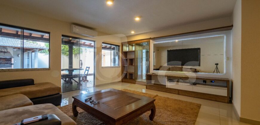 0320 RESIDENCIA EN BARRIO MARISCAL ESTIGARRIBIA, ZONA AVDA. BOGGIANI