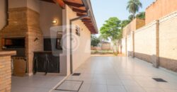 0315 CASA EN LAMBARÉ, BARRIO SANTO DOMINGO