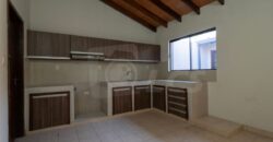 0315 CASA EN LAMBARÉ, BARRIO SANTO DOMINGO