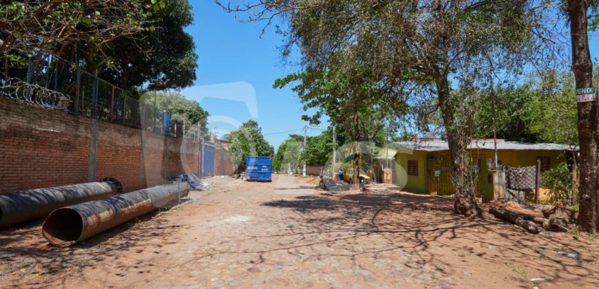 0310 TERRENO EN LAMBARÉ, BARRIO SAN ISIDRO
