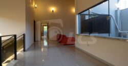 0320 RESIDENCIA EN BARRIO MARISCAL ESTIGARRIBIA, ZONA AVDA. BOGGIANI