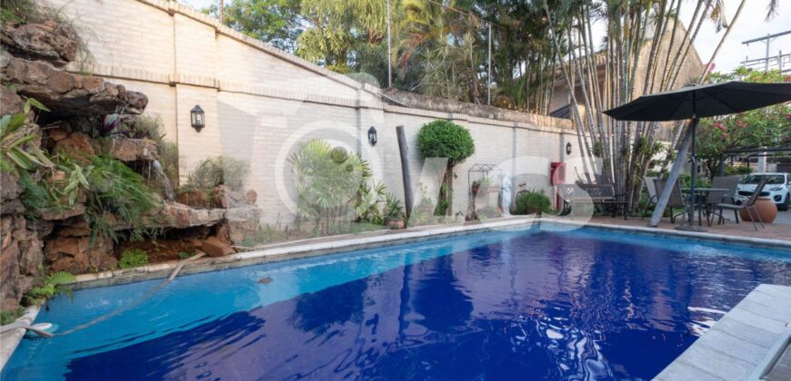 0321 HOTEL BOUTIQUE EN LUQUE, BARRIO LOMA MERLO
