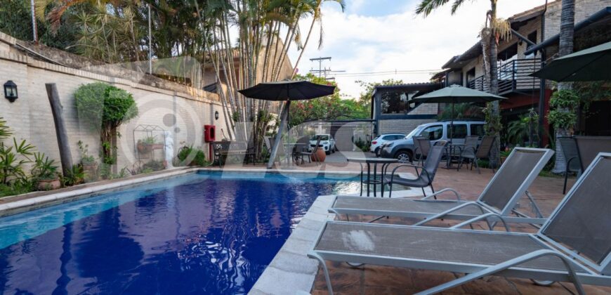 0321 HOTEL BOUTIQUE EN LUQUE, BARRIO LOMA MERLO